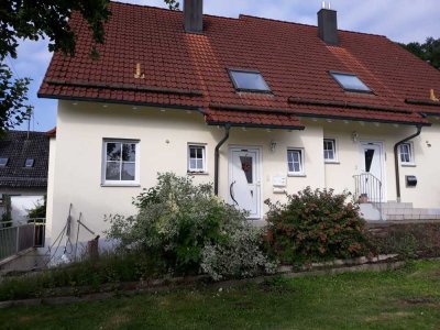 Schöne Doppelhaushälfte in ruhiger Lage, Sulzbach (Kreis Aichach-Friedberg)