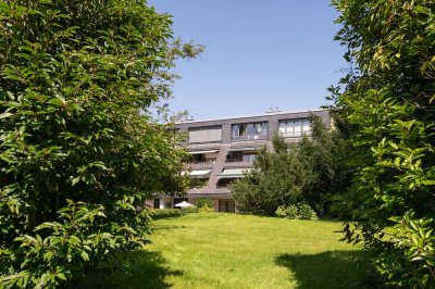 Df.-Wittlaer: Attraktive 2-Raum-Wohnung mit zwei Terrassen auf grossem Rheinufer-Grundstück