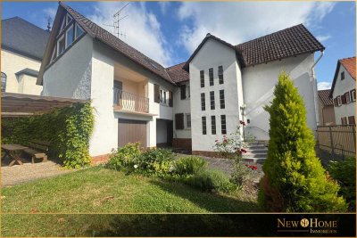 Großzügiges 1- 2 Familienhaus im Ortskern mit guter Autobahnanbindung!