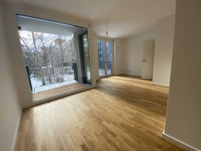 Helle 2-Zimmer-Wohnung in Schöneberg, 2 Balkone, EBK von privat