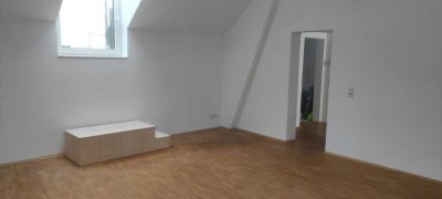 Helle 2-geschosswohnung im ruhigen Gebiet