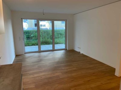 Neubau: 2-Zi.-Wohnung mit Terrasse und Einbauküche in Hummeltal