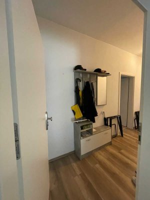Gemütliche 2-Zimmer-Wohnung im Dachgeschoss zu vermieten