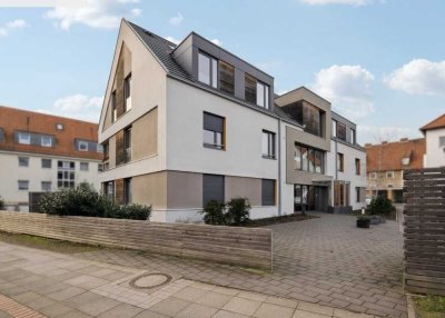 Moderne, helle 2-Zimmer-Wohnung mit Balkon und Fahrstuhl in Hannover