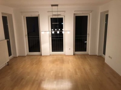 Moderne 3-Zimmer-Wohnung mit Balkon & Stellplatz in ruhiger Lage von Hamburg-Schnelsen