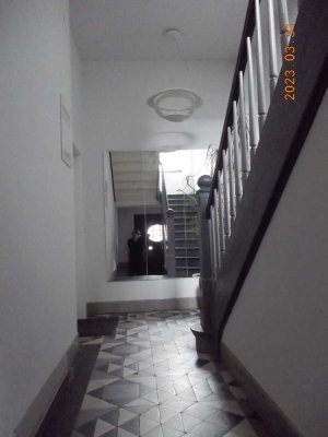 In Alt-Urdenbach mit zusätzlicher gehobener Einbauküche