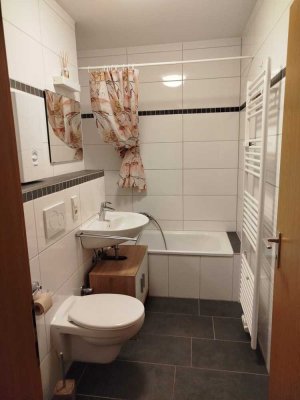( Ab sofort) 1,5-Zimmer Wohnung mit Balkon in Trier-Süd