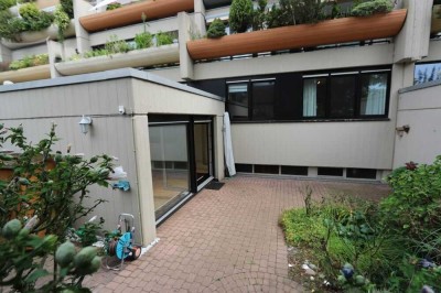 + Kaarst + Erdgeschosswohnung + Garten + 2 Schlafzimmer + WG geeignet + Schwimmbadnutzung +
