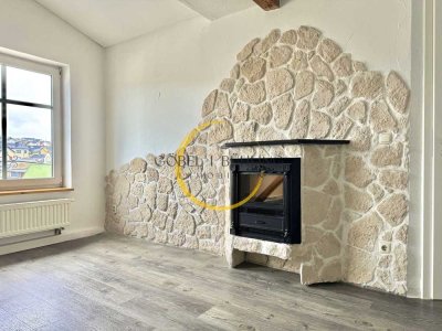 Altbaucharme & Moderne - 3 Zimmer Wohnung mit Balkon in zentraler Lage Geras
