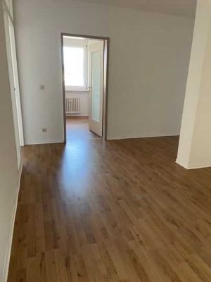 Großzügige 4-Zimmerwohnung