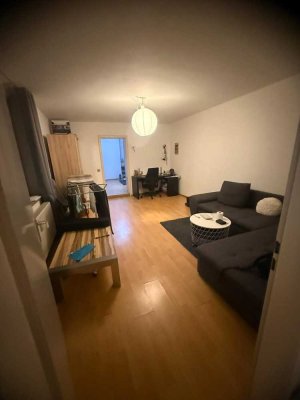 Großzügige, helle 2-Zimmer-Wohnung