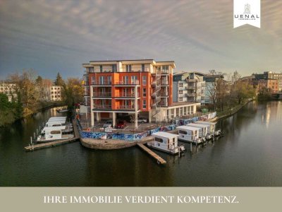 Brandenburg an der Havel: 15 moderne Ferienwohnungen direkt am Wasser – mit Anleger & Bootsverleih!