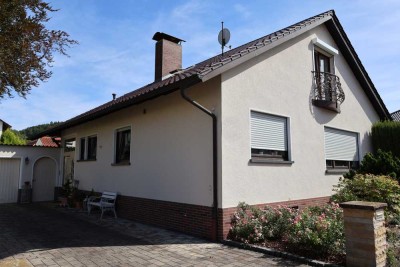 Charmantes Einfamilienhaus mit Traumgarten und Panoramablick