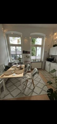 Befristete Untermiete  in wunderschöner Altbauwohnung