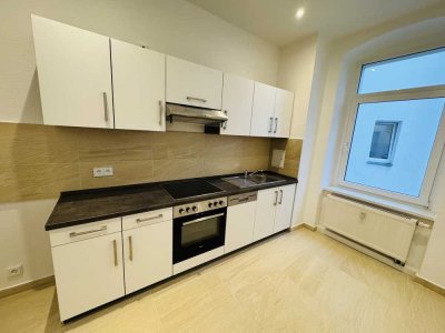 2 MONATE KALTMIETFREI! Neu sanierte 4 Zimmer Wohnung in zentraler Lage