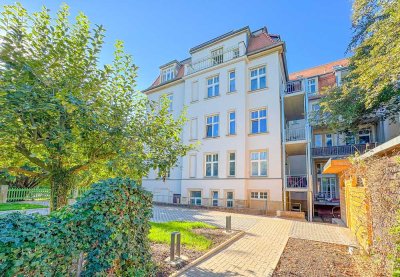 Erstbezug nach Sanierung* möblierte 3-RW* Balkon* Tageslichtbad mit Wanne & Dusche* PKW-SP* zentral*