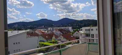 4-Zimmer Wohnung mit Garage, Balkon und Blick auf den Schwarzwald