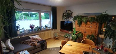 Ruhige, zentrale 2-Raum-Erdgeschosswohnung mit Balkon und Einbauküche am Lerchenbuckel