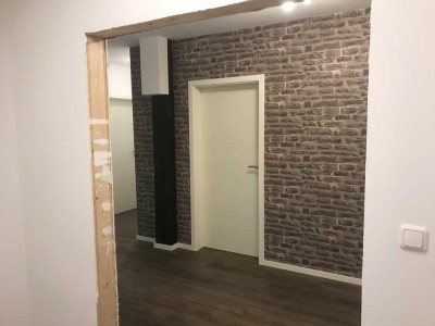 Großzügige 5-Zimmer-Wohnung mit Balkon in Heide