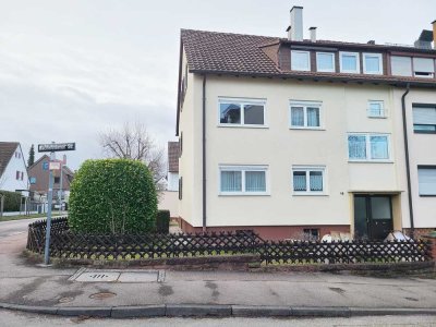 Stuttgart: Reiheneckhaus mit 3 Wohneinheiten in ruhiger Wohnlage