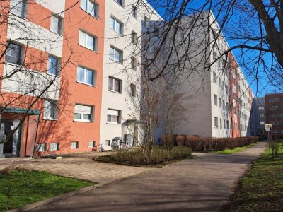 Was will man mehr - 3 Räume, Wanne, Balkon!
