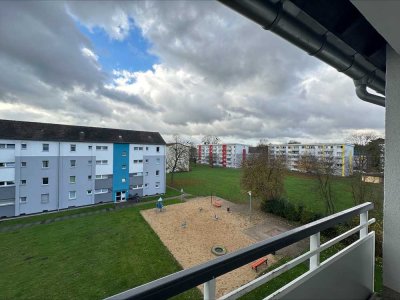 Praktisch geschnittene 2,5-Zimmer-Wohnung mit Balkon!