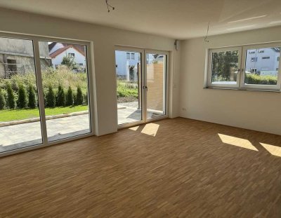 Stilvolle 3-Raum-Wohnung mit hochwertiger Einbauküche, Aufzug und Wallboxmöglichkeit in Engstingen