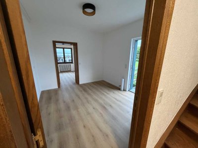 Zuhause mit 3 Zimmern und Balkon in Köln-Zündorf