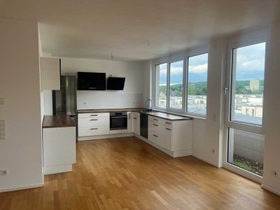 Helle, moderne 3-Raum-Penthouse-Wohnung am Grafenberger Wald