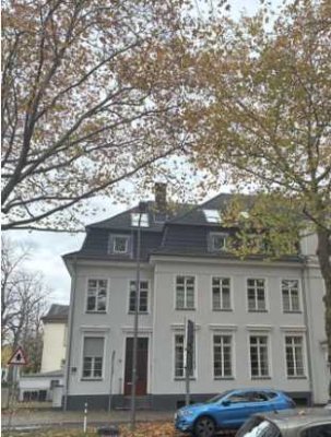 Helle Altbauwohnung im Loft-Style