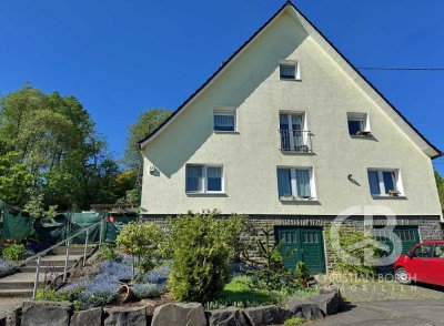 Ländliches Idyll mit möglicher Pferdehaltung: Vielseitiges Anwesen in Bergneustadt
