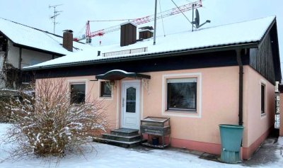 Einfamilienhaus im Bungalow-Stil mit Garage und schönem Garten in Fürstenfeldbruck!