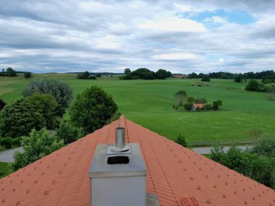 Wunderschöne 2-Raum-DG-Wohnung mit Balkon in Egling