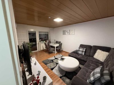 Gemütliche 2-Zimmer-Wohnung mit Balkon, Einbauküche und Keller