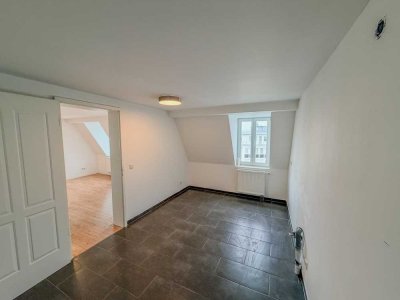 Exklusive 3,5 Zimmer-Wohnung mit Ankleide in zentraler Lage