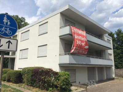 Helle, geräumige 1-Zimmer-Wohnung (39 qm) mit Einbauküche im Herzen Homburgs