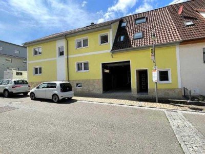 Wohntraum für die ganze Familie! Zweifamilien-Doppelhaus in Gosbach!