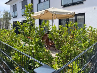 Charmante DHH mit Wohlfühlkfaktor Garten und Hobbyraum mit Bad