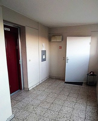 Zweizimmer vollrenoviert in Linden mit tollem Blick, barrierefrei, ruhig am Ihme-Ufer