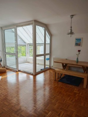 Helle, zentrale Dachgeschosswohnung