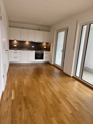 Neuwertige 1,5-Zimmer Dachgeschosswohnung in Regensburg-Galgenberg