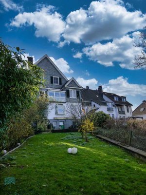 ***charmante Doppelhaushälfte mit großem Garten und moderner Ausstattung