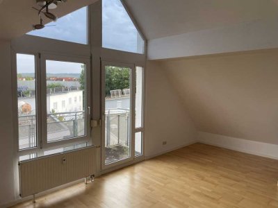 Von Privat - Lichtdurchflutete 2-Zimmer-Wohnung mit zwei Balkonen & hochwertiger Ausstattung