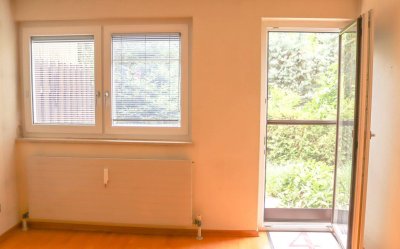 Sanierungsbedürftige 4,5 Zimmerwohnung samt eigenem Gartenanteil, Terrasse und Garagenabstellplatz in Natters