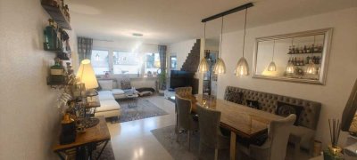 Moderne 3-Zimmer Wohnung mit Einbauküche, Garage, Balkon, Keller