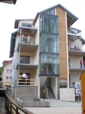 Moderne 2-Zimmer-Wohnung mit Balkon & Einbauküche in zentraler Lage von Zell am Hammersbach