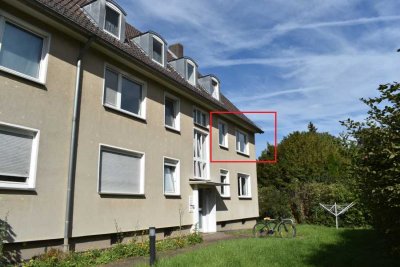 Ruhig gelegene und praktisch geschnittene 2-Zimmer-Dachgeschosswohnung in Kassel-Forstfeld