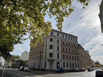 1. Monat kaltmietfrei | ERSTBEZUG | WG-geeignet | frisch renovierte 3-Zimmer-Wohnung mit Tageslic...