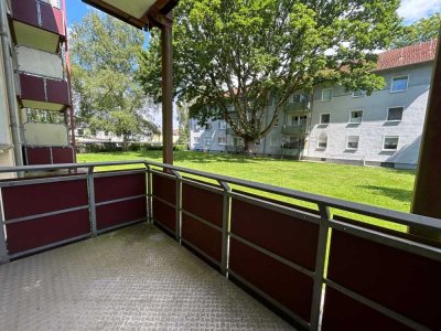 Schöne Erdgeschosswohnung mit Balkon