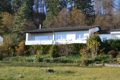 Attraktives Haus mit sechs Zimmern und EBK in Fridingen